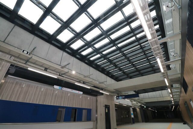 南砂町駅改良建築・電気工事